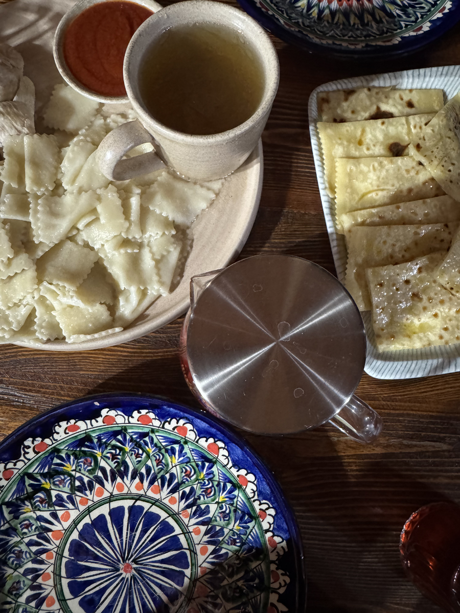 Ужин в "Белых журавлях": чуду и хинкал