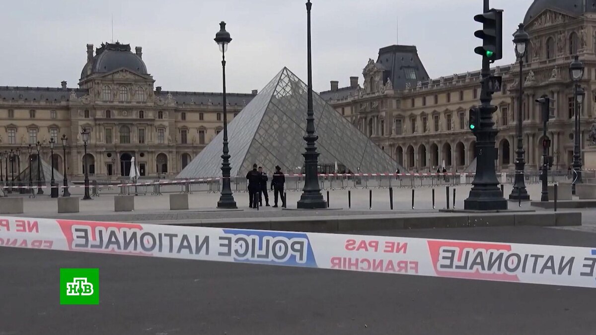    «Позор и полный провал»: Франция в шоке от ограбления «беззащитного» Лувра