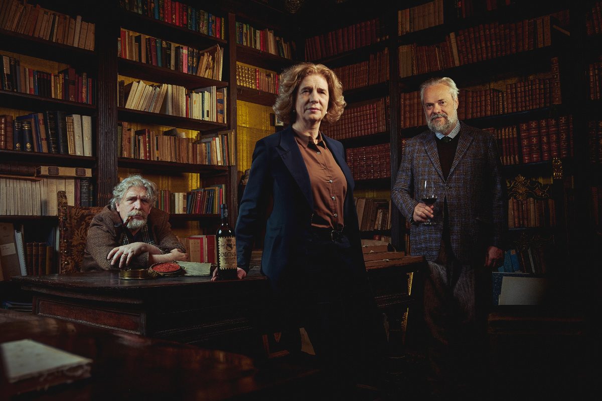 род был огромный, рразветвленный - не факт, что это потомки нашего героя, но они точно родственники