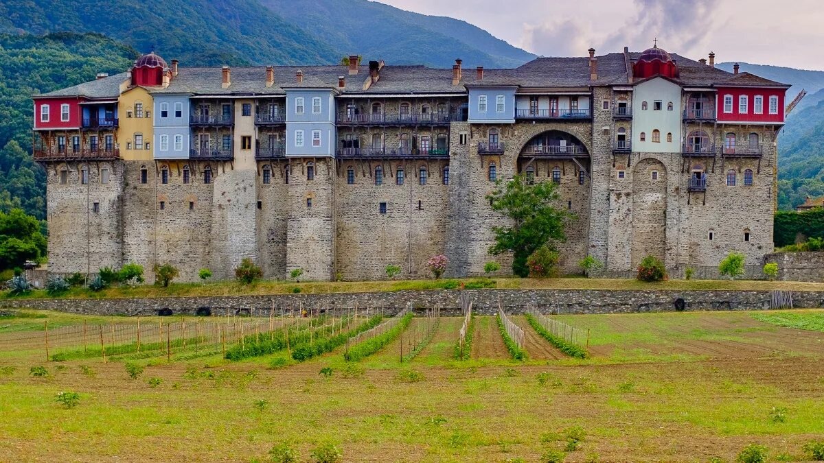 Иверский монастырь 