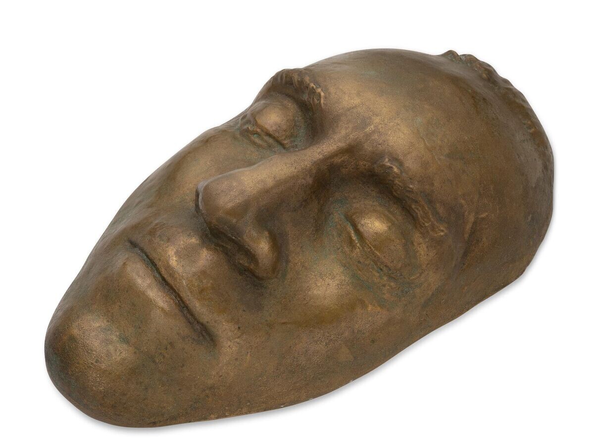    Посмертная маска Владимира Высоцкого© Фото : Hermitage Fine Art