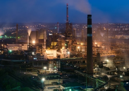    В Донецке сорван отопительный сезон. Тысячи людей замерзают из-за Донецкого метзавода