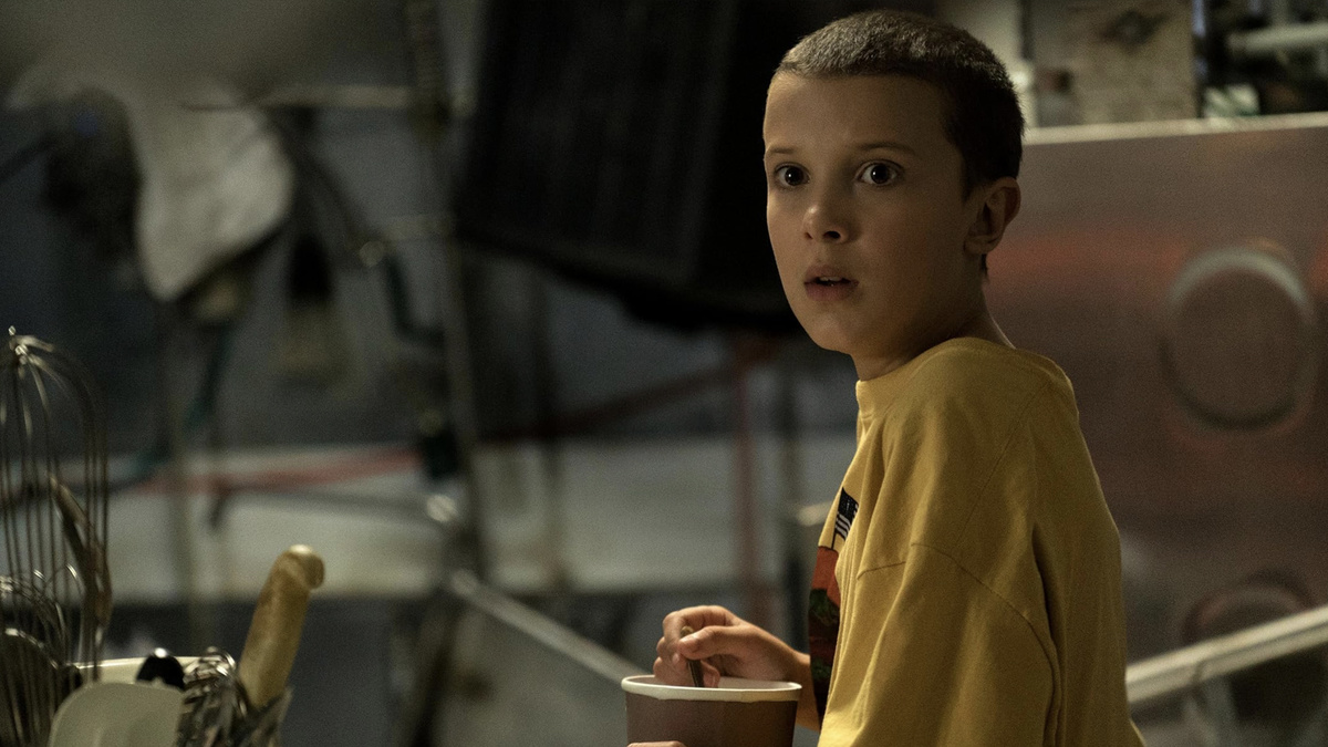 Кадр из сериала "Очень странные дела" (Сезон 1)