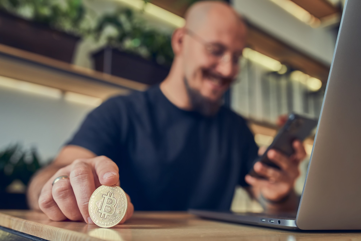 Проверенные обменники крипты в Москве