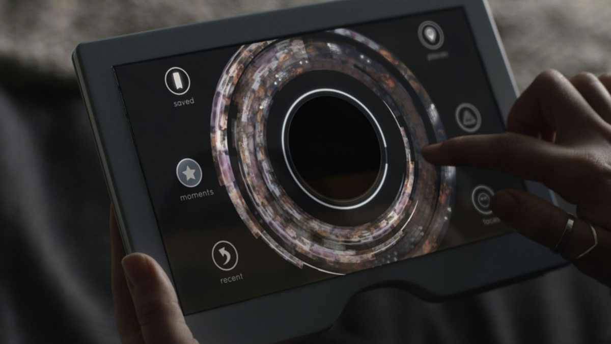 Кадр из сериала "Чёрное зеркало"