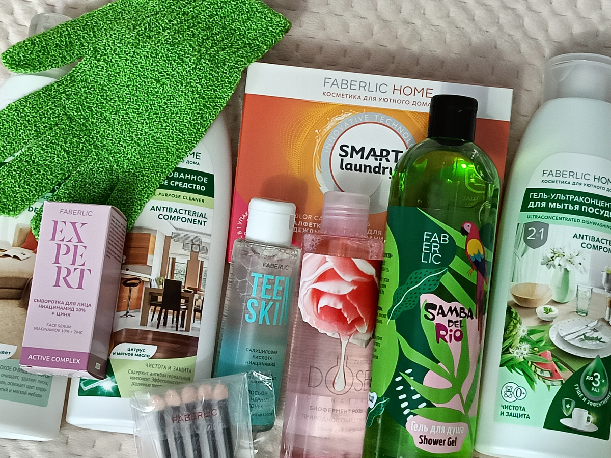 Наконец-то, распаковка заказа... В заказе несколько новинок, так хочется уже быстрее и попробовать ✅ Продукция, которую приобретаю постоянно ✅А также несколько желаемых продуктов, которые ждали  своего  часа ✅ Заказ получился небольшой, но очень нужный. Приобрела салфетки-ловушки, отличная вещь. Уже протестировала... Всё просто супер, посмотрим, как будут работать дальше ☝️ Чистящие средства приобретаю постоянно. Ну а новинки ждут своей очереди 💖