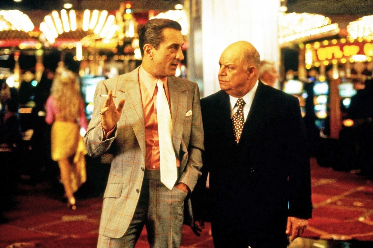  У Сэма одно правило - он требует от всех профессионализма