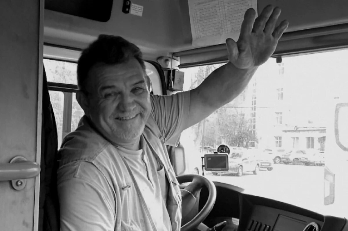    В Туле скончался Владимир Синяков – знаменитый весёлый водитель маршрутки