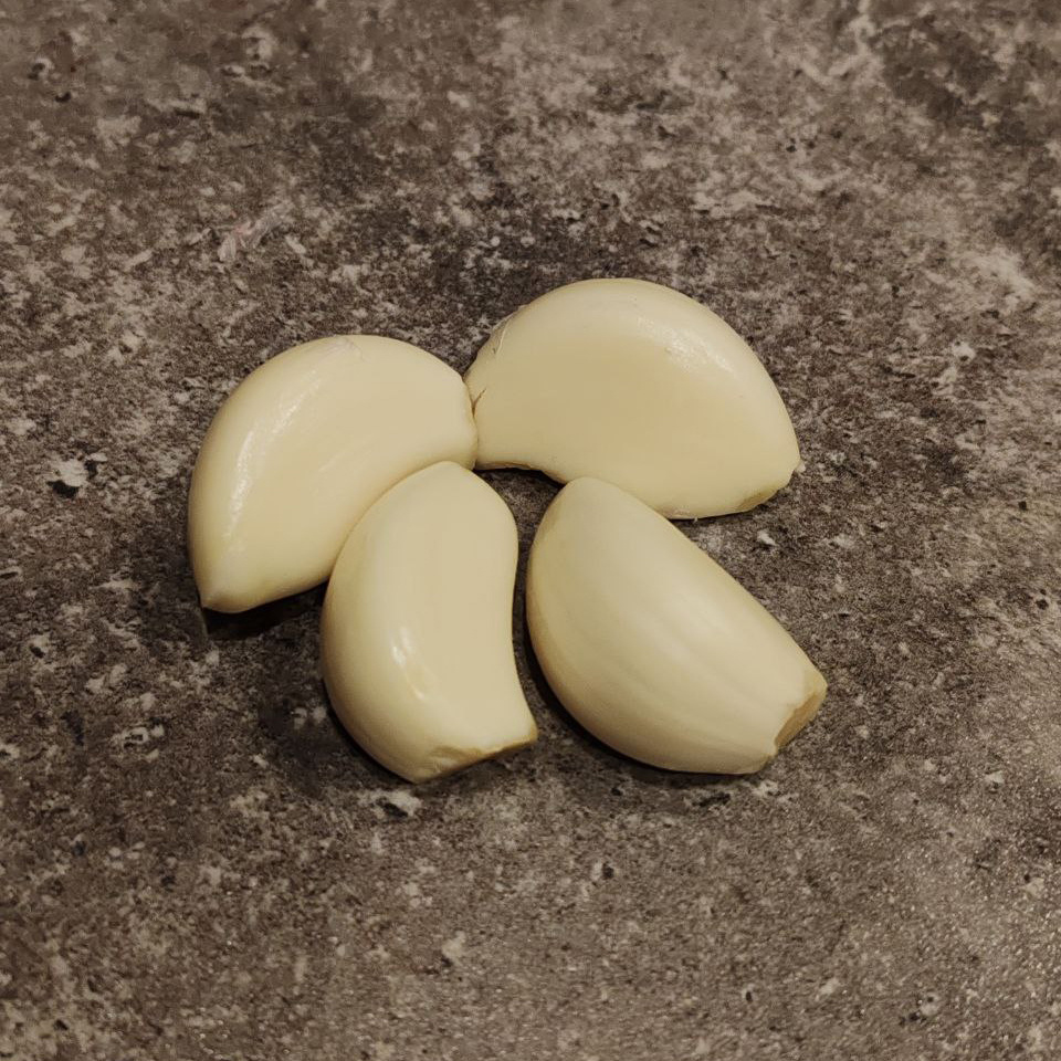 4 зубчика чеснока