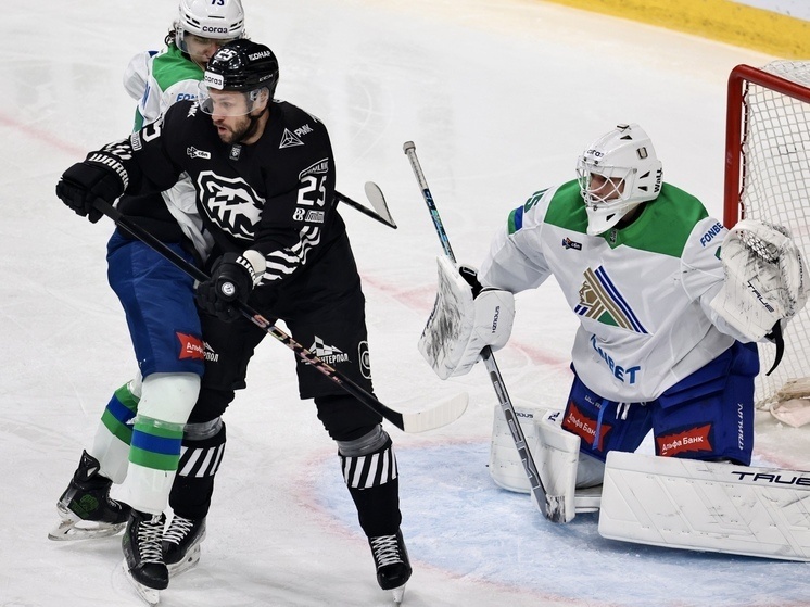     Прошлую встречу команды проводили несколько дней назад в Челябинске, и в том матче "Трактор" сумел одолеть "Салават Юлаев". Фото Юлии Боровиковой ("Вечерний Челябинск")