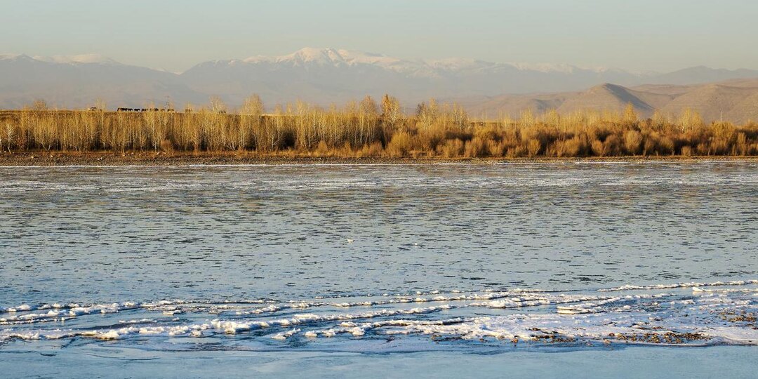 Шуга на Енисее