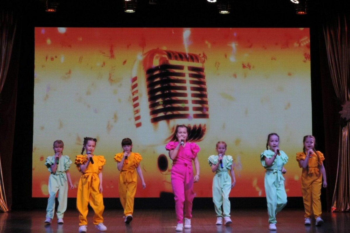 Гала-концерт XXVII областного фестиваля-конкурса «Золотой микрофон» пройдёт в Нижнеудинске
Фото: Дворец культуры г. Нижнеудинска