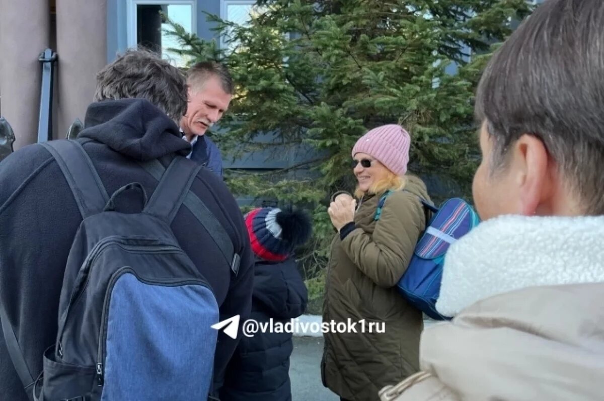    Мать и девочка, которых две недели искали в Приморье, сами пришли в Следком