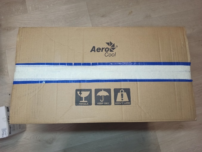    Верхняя наклейка: логотип и маркировка партии.