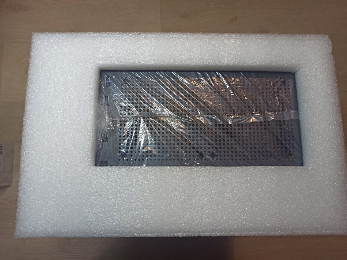    Пенопласт с вырезом — экономия веса и удобство извлечения.