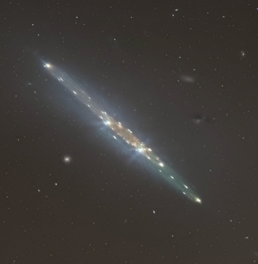 Якобы кадры межзвездного объекта 3I/ATLAS, недавно выпущенного Японским агентством аэрокосмических исследований (улучшенное изображение)