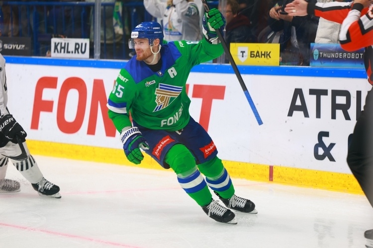    Владислав Ефремов / фото: hcsalavat.ru