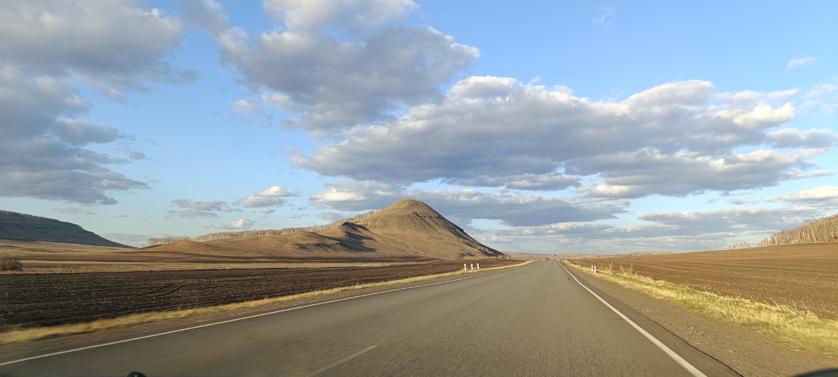 Трасса Верх-Чебула - Абакан в мае (Фото: Nixe (Bearna Team))