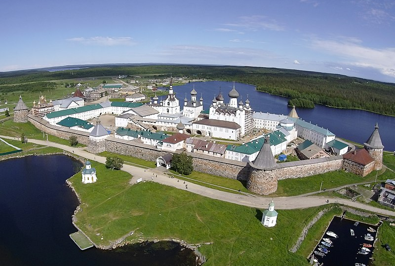 "Российский Иерусалим": Соловецкий монастырь и его самобытная многогранная история и роль