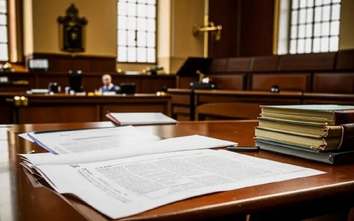    Суд снял приостановку взыскания с тамбовского «ДСУ-2» почти на полмиллиарда рублей Иллюстрация сгенерирована нейросетью Kandinsky