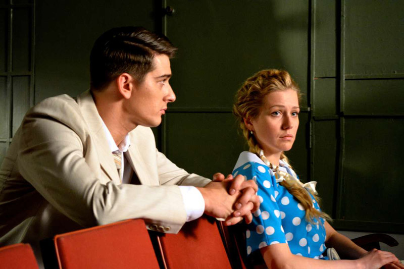 Карина Андоленко и Стас Бондаренко на съемках