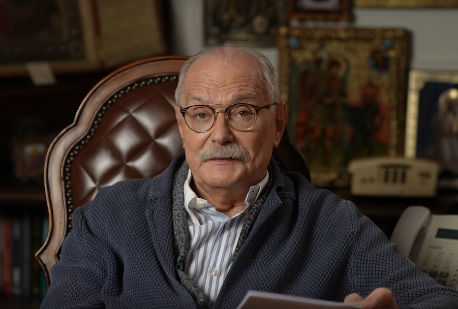 Кадр из передачи БесогонТВ