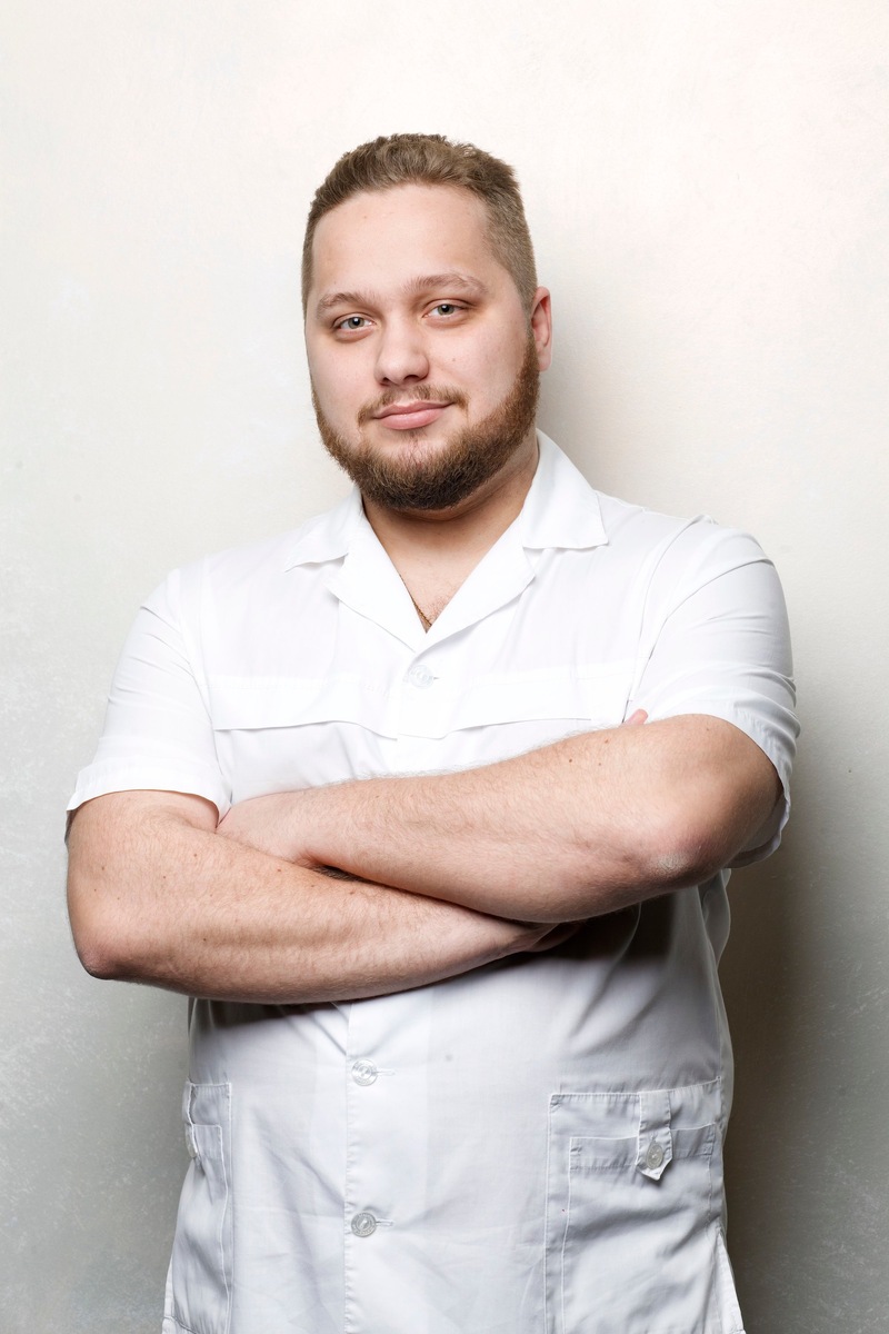 Ростов Артем Андреевич, стоматолог-ортопед