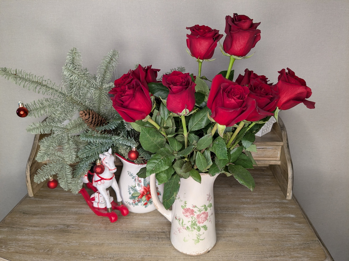 Одиннадцать январяких роз