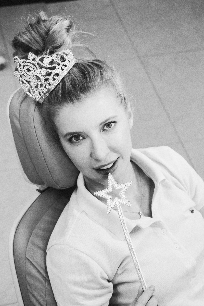 Фотография взята с сайта стоматологии Дмитрович Фэмили https://www.dmitrovich.ru/