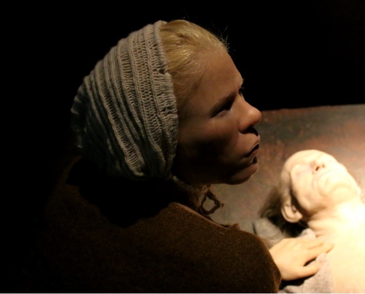 Внешний вид женщины из кургана Борум Эшёй, востановленный по черепу. Музейная экспозиция музея Моэсгорд в г. Орхус. 