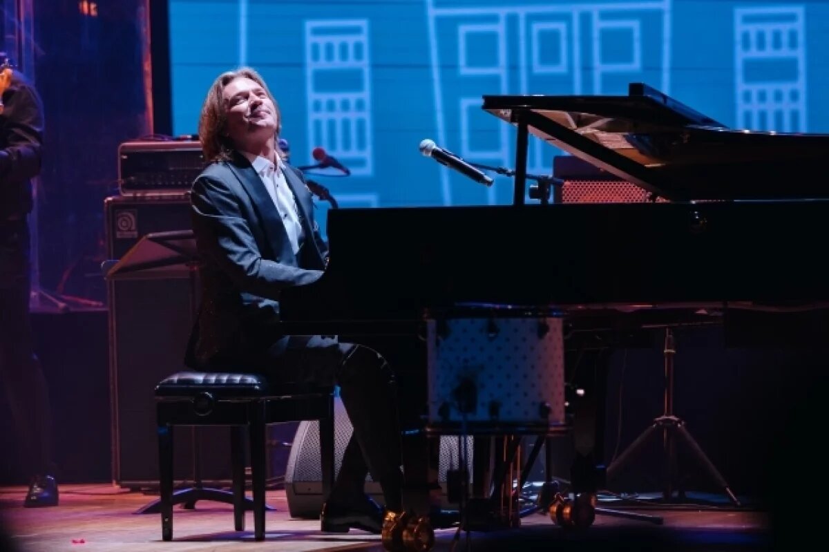    Дмитрий Маликов рассказал, как сталкивался с рэкетом в 90-е