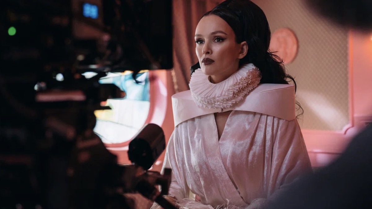 Кадр из фильма «Алиса в Стране чудес» (источник фото: «Кинопоиск»)