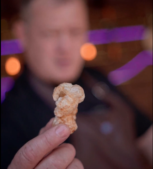 #ЧШБ Необычный мясной крекер к пенному.