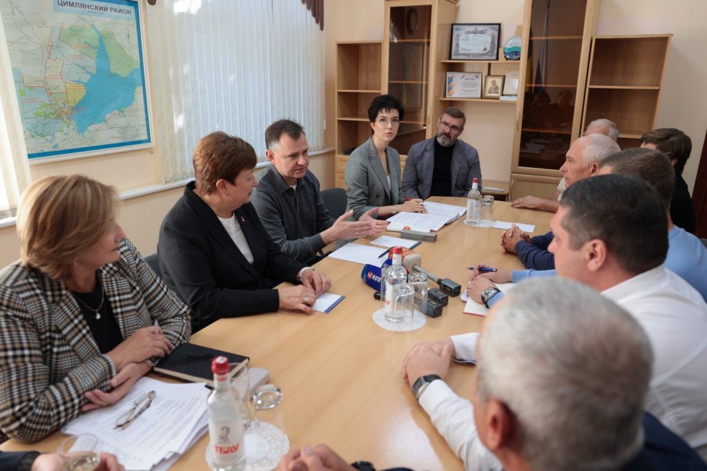    фото: правительство РО Редактор