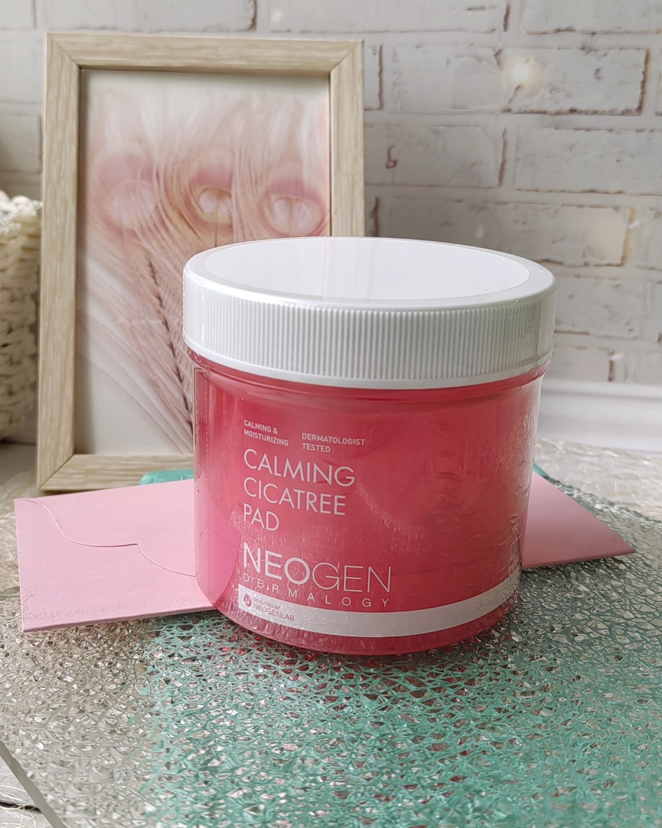 Диски успокаивающие для лица от бренда "Neogen Dermatology" 