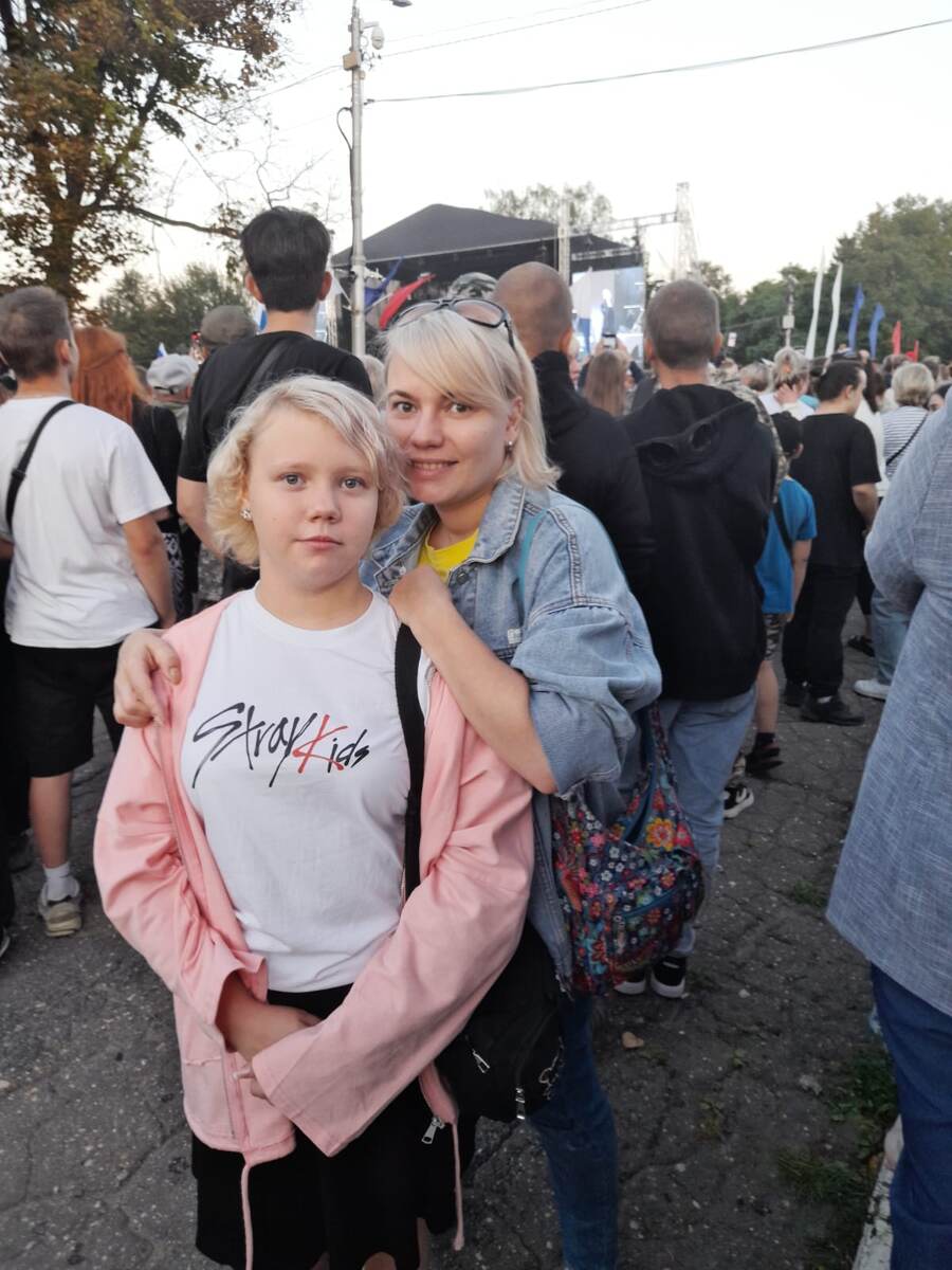 Мама и дочь...