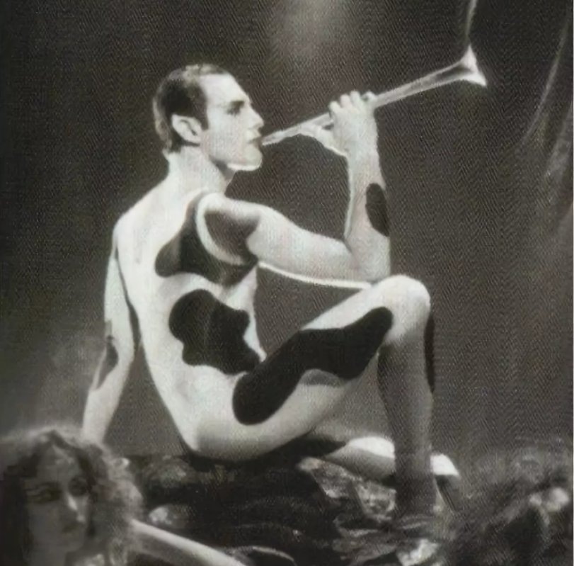 В образе «Послеполуденный отдых фавна»