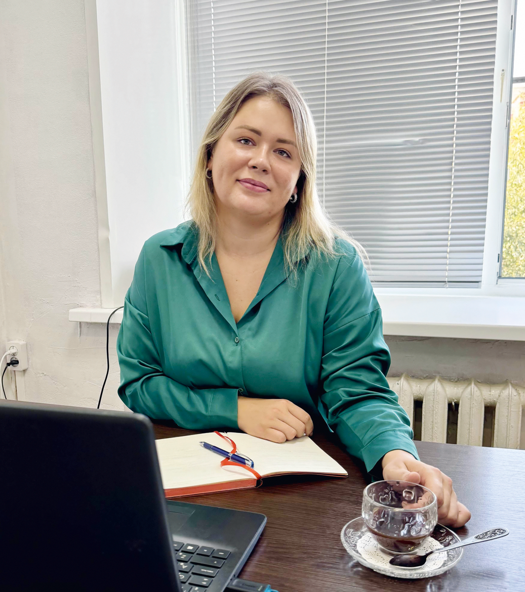 юрист по гражданскому праву, по банкротству, юрист-медиатором и будущий адвокат Алена Савинова