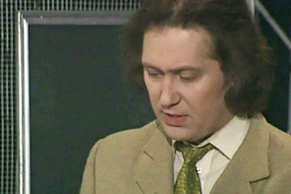 Актер Александр Демидов в фильме «День радио» (2003) ©Централ Партнершип
