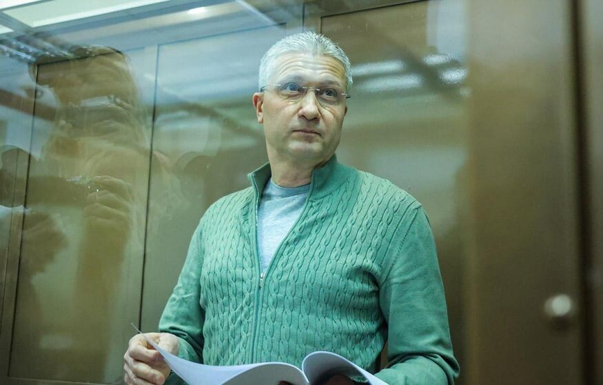    «Тимур Иванов рвется на фронт. Сбросил лишний вес, набрал отличную форму»: адвокат подсудимого