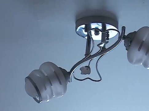     Дом на Вильского в Красноярске почти 2 недели остается без электричества