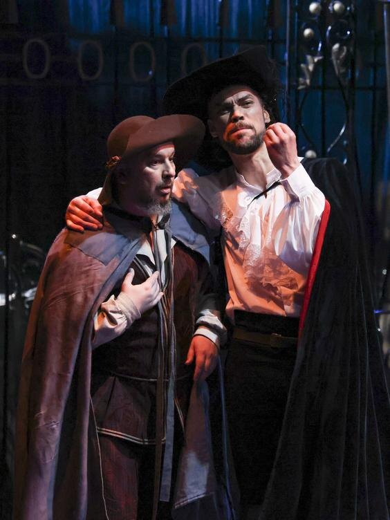 Лепорелло ( А. Прокопьев) и Дон Жуан ( А. Полковников), фото с официального сайта Большого театра