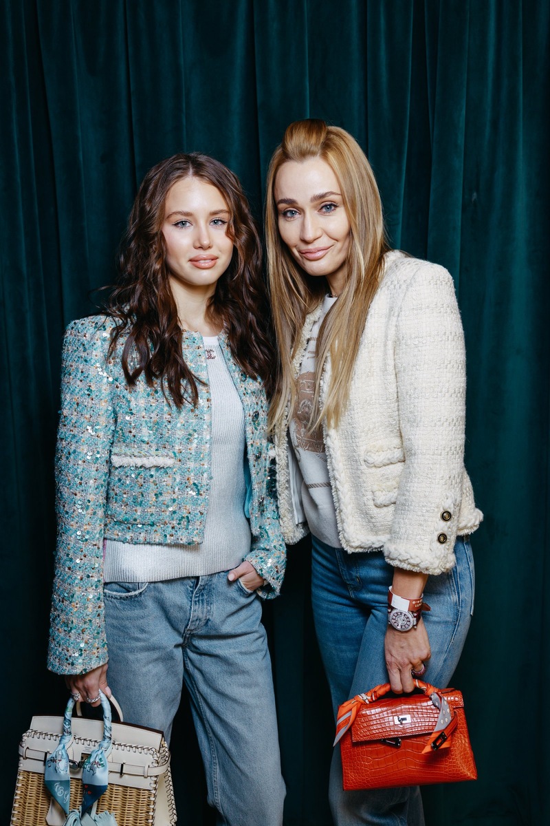    Аврора Киба с мамой