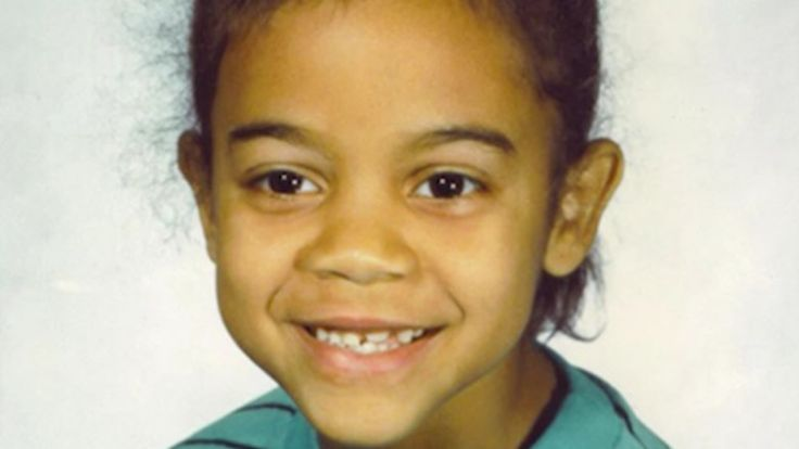 Зои Салдана в детстве.