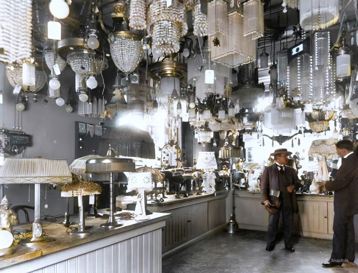 Магазин «Русского электрического общества Динамо» в Санкт-Петербурге, 1913 