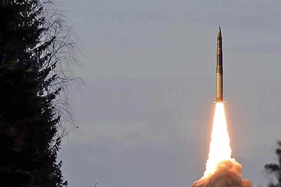    Кремль сообщил об успешных испытаниях межконтинентальных баллистических ракет GLOBAL LOOK PRESS
