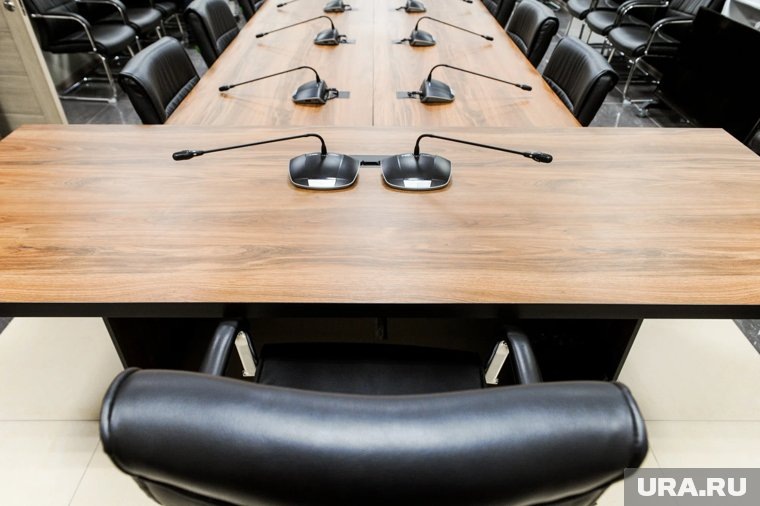     Сейчас Силина совмещает две должности