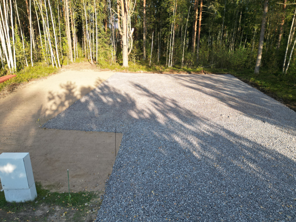 Площадка и парковка