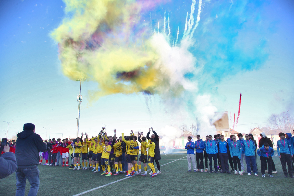 Академия «ФК Домодедово» — футбольная школа для детей 5–17 лет: 4–5 тренировок в неделю, сильный тренерский штаб, регулярные турниры и семейная атмосфера. Набор открыт.