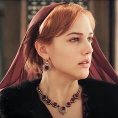 Почему он потянулся к Светлым?